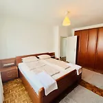 Lavender Appart Lägenhet